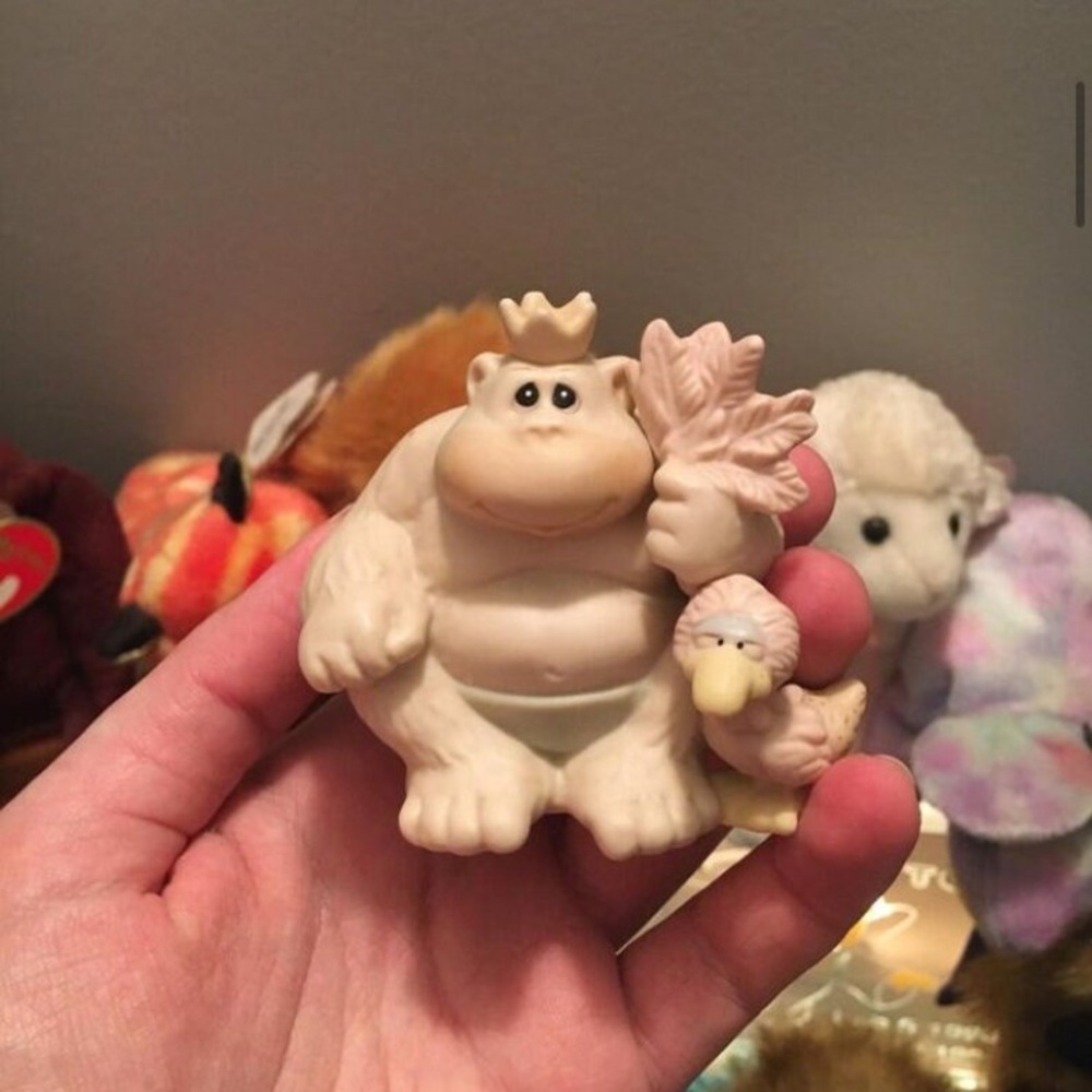 1989 P R E C I O U S moments figurine